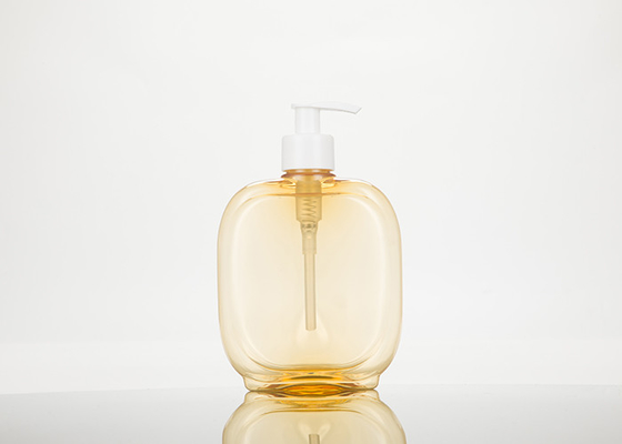A bomba 500ml plástica engarrafa para o gel do chuveiro da loção do condicionador do champô