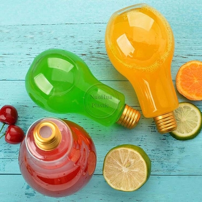 Copo de lâmpada com tampas de palha para festas Garrafas em forma de lâmpada de plástico Bottom Glowing LED Bulbs Light Bulbs