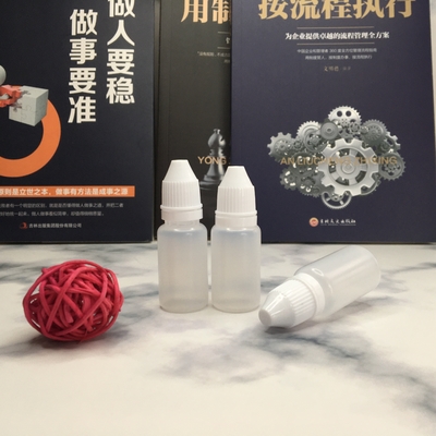 10ml Logotipo personalizado Garrafa de vidro Garrafa de líquido transparente preta com superfície lisa