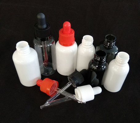 Logotipo personalizado garrafas de gotejamento Conjunto Transparente Preto Vários tamanhos 10ml-120ml Superfície lisa 5000pcs Imprimir