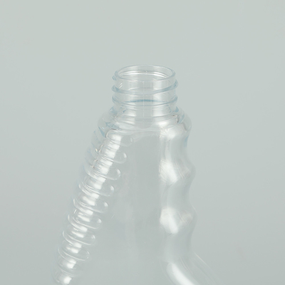 Botão de spray de plástico PET liso e redondo com um design clássico e cor transparente.