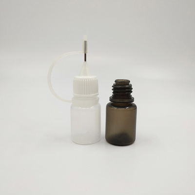 Garrafas transparentes de vidro preto com tampa de parafuso