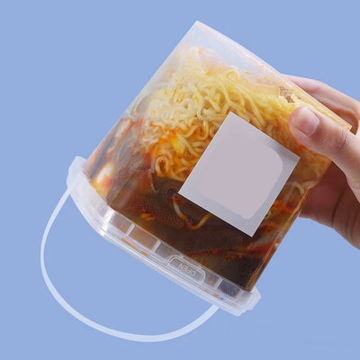 Jugos de chá de leite de plástico transparente e à prova de vazamento com parafusos nas tampas