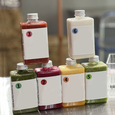 Garrafas de chá de leite de plástico de alta qualidade com parafusos na tampa para bebidas frias (500 ml)