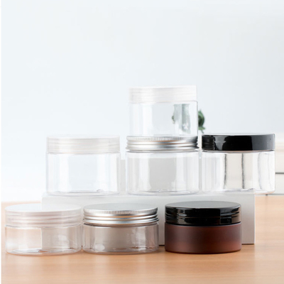 Um frasco de plástico com vedação e capacidade personalizável de 2oz-8oz de parede dupla.