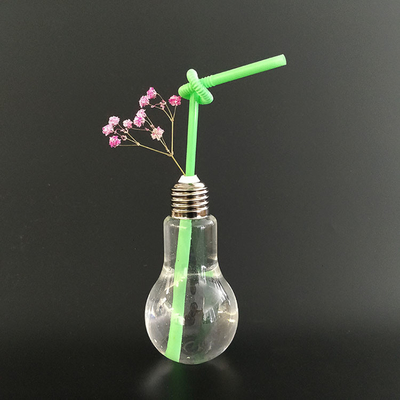 Copo de PET reutilizável de design moderno com palha