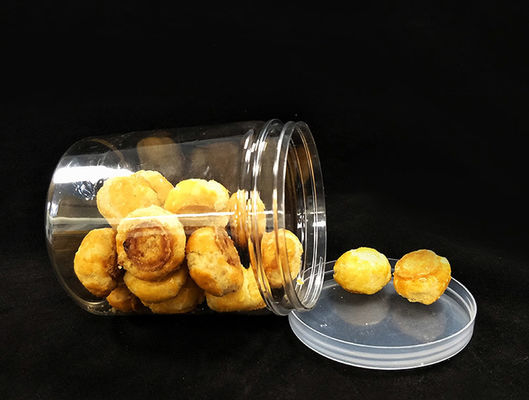 Potes de plástico com tampas e acessíveis