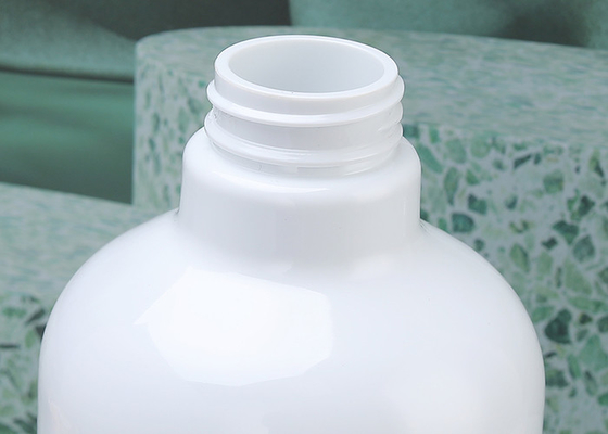 A bomba vazia da loção do cosmético recarregável de 30mm engarrafa ISO9001