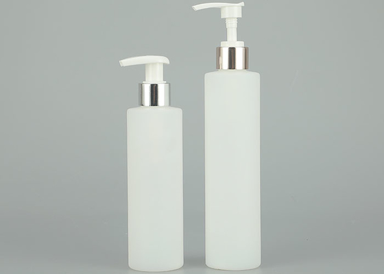 garrafa plástica recarregável vazia do champô de 150ml 200ml   garrafa da loção com ouro e o tampão de prata da imprensa