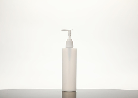 Os PP plásticos esvaziam as garrafas 500ml 250ml da bomba com bomba branca