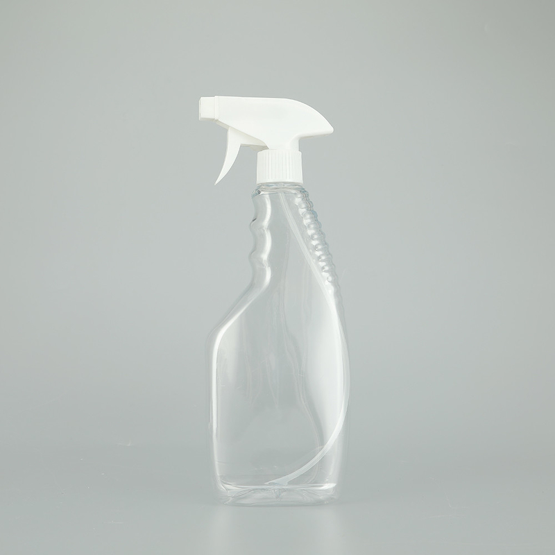 Botão de spray de plástico PET liso e redondo com um design clássico e cor transparente.